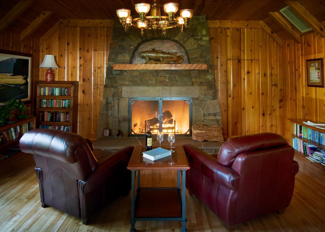 Lake Creek Lodge Bend Exterior photo