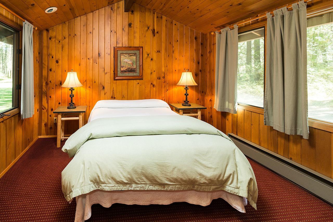 Lake Creek Lodge Bend Exterior photo